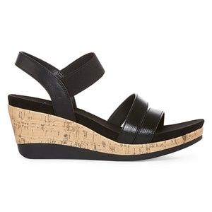 Yuu Gardeniah women sandal New!